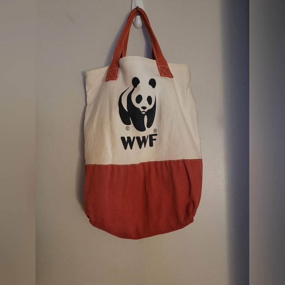 World Wildlife Fund- Tote
